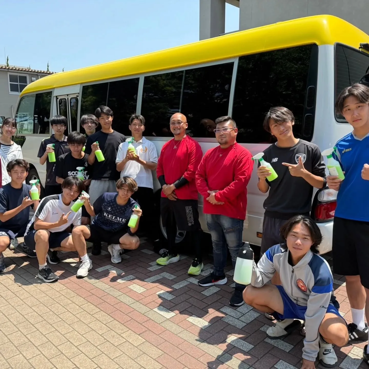 本日は御縁があり、長崎大学サッカー部の皆様に私達フィーネック...